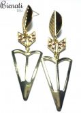 BG080 - Brinco Dourado de Seta com detalhe em Strass Bege