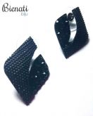 BM050PT - Brinco preto em forma de losango som strass preto