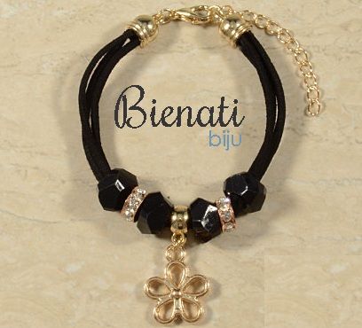 Cód. PU042 - Pulseira dourada com detalhe em flor
