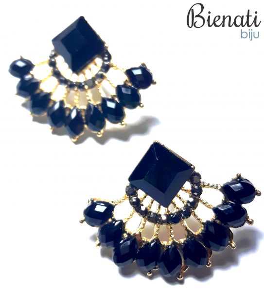 BP084 - Brinco Pequeno Dourado com Detalhe em Pedras Preto
