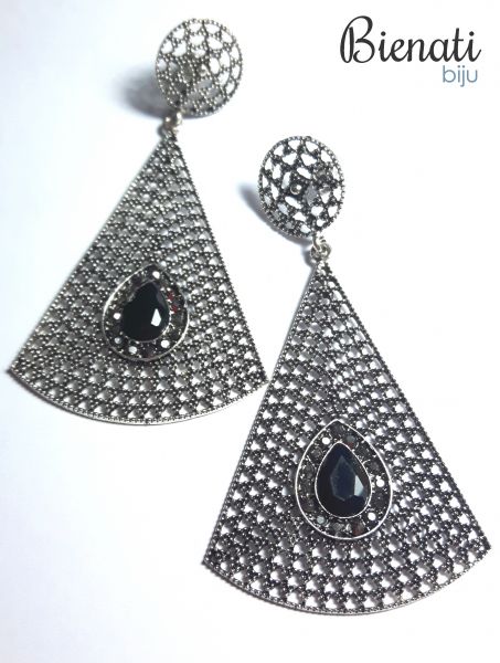 BG049P - Brinco Triangulo Prata com Strass Preto