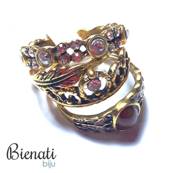 AN031 - Kit 4 anéis Pandora (1 coroa, 1 pedra colorida, 1 detalhe em strass, 1 pena)