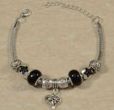 Cód. PU037 - Pulseira inspiração pandora com pedra pedra e pingente.