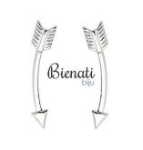 BS2593 P - Brinco folheado a prata em forma de flecha