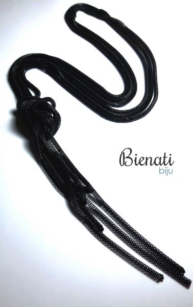 C076	- Colar Nó Preto