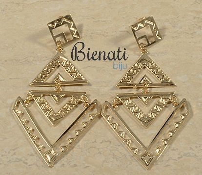 Cód. BM045 - Brinco tipo egípcio dourado