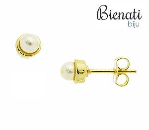 Cód. BP074 - Brinco solitário folheado a ouro c/ pérola sintética de 4 mm