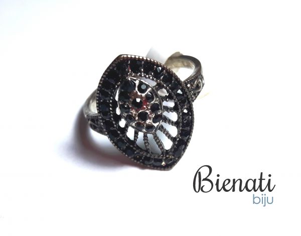 AN023P - Anel Prata com Strass Preto